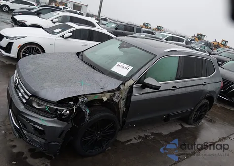 2020 Volkswagen Tiguan 2.0T Sel Premium R-Line из США, поврежденный, VIN 3VV4B7AX0LM164853